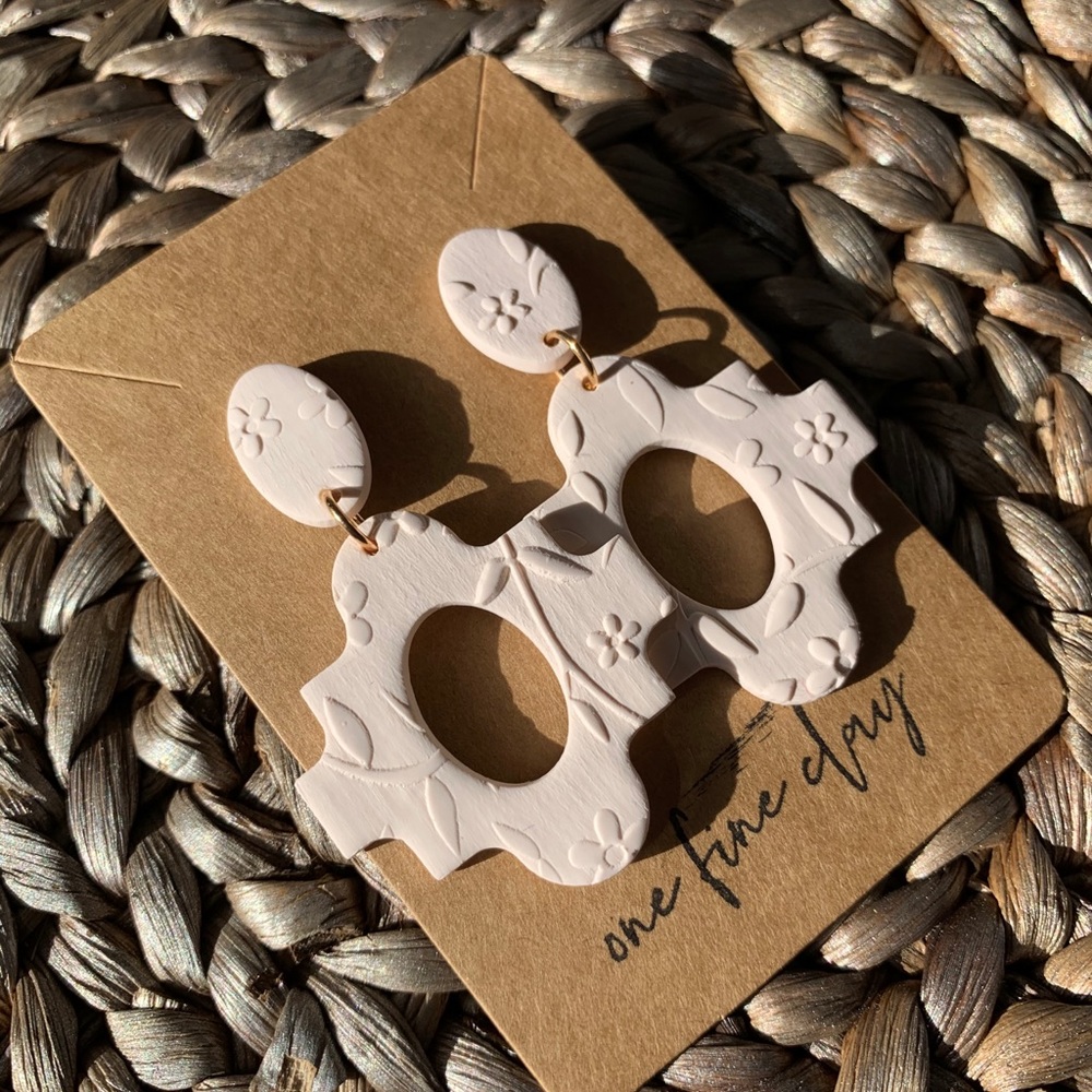 Textured Flower Clay Earrings in Cream
